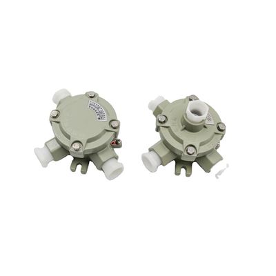 خدمات مخصصة لأنابيب مرنة مقاومة للانفجار معتمدة من ATEX ومقاومة كيميائية جيدة