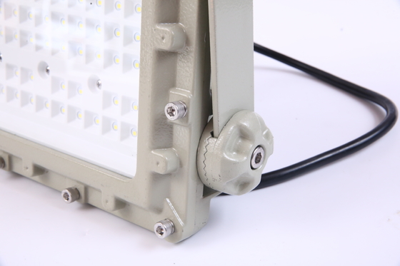 120 درجة من زاوية شعاع مضاد للانفجار ضوء الفيضان LED معتمد RoHS أفضل أداء عند -40 °C إلى 40 °C