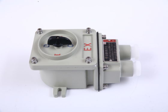 مفتاح مقاوم للحريق من مواد الألمنيوم المصبوب / الفولاذ المقاوم للصدأ مع درجة مقاومة للانفجار WF2