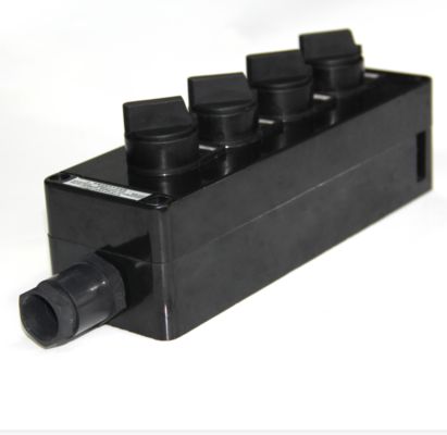 مفتاح كهربائي مضاد للانفجار بجهد 50 60 هرتز، علامة Ex: Ex Db IIC T6 Gb، تيار 10 أمبير، يوفر الأمان في البيئات المتفجرة