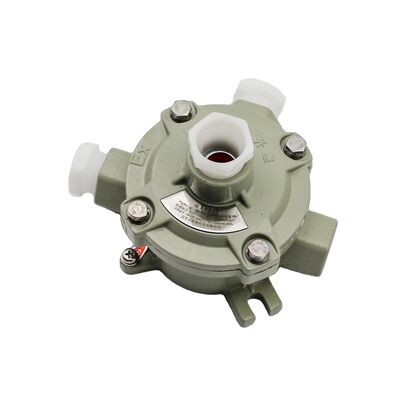 أنابيب مرنة مضادة للانفجار وخدمات مخصصة مصنوعة من المطاط والفولاذ المقاوم للصدأ تضمن الأداء في المناطق الخطرة