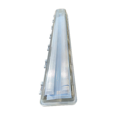120-140° زاوية شعاع L00lm/w ضوء خطي مضاد للانفجار مع رقائق LED للمنطقة 1,2 و2122