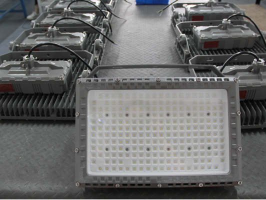 الضوء العالي 50w 100w 150w 200w مضاد للانفجارات في الهواء الطلق مضاد للماء مصباح الفيضانات مع خمس سنوات من الضمان