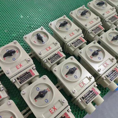 محول مقاوم للانفجار 220V / 380V مع مستوى حماية IP65