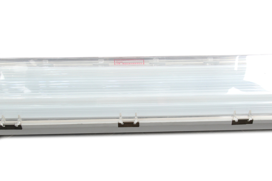 مادة ATEX GRP G 3/4 &quot;ضوء مضاد للانفجار الفلورسنت خطي IP66 LED ضوء مضاد للانفجار للمناطق الخطرة