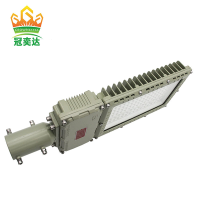 ضوء الشارع الخارجي ضد الانفجار الطاقة الشمسية Ip66 100w 200w مصدر ضوء الفيضان الكفاءة 130lm / w مع ضمان لمدة خمس سنوات
