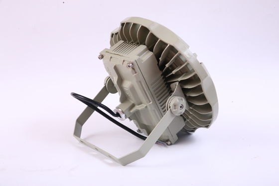 مبيعات ساخنة سبيكة الألومنيوم 135lm/w مقاومة للانفجار مصابيح خليج LED عالية مع رقائق CREE قوية IP66