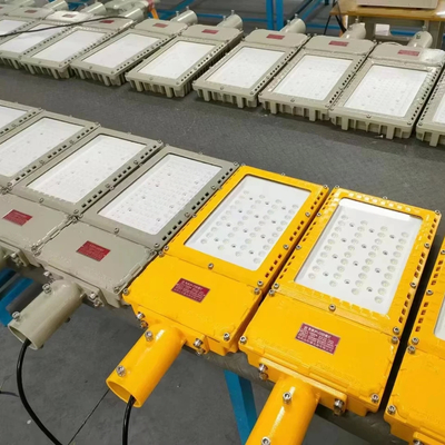 50000 ساعة عمر 6000 كيلوجرام ضوء أنبوب LED مضاد للانفجار CRI&gt;80 120° زاوية شعاع