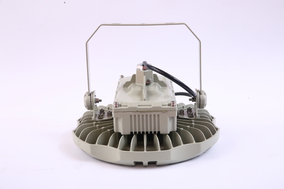سبيكة الألومنيوم 135 Lm/w و AC100 ~ 277V مضادات الانفجار مصابيح LED عالية الخليج للمناطق الصناعية والبتروكيماوية