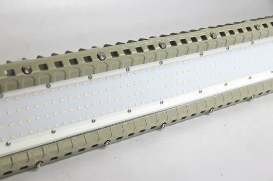 80W 100lm/W ضوء خطي مضاد للانفجار 100-277VAC 50-60Hz 24/36VDC Ra≥80