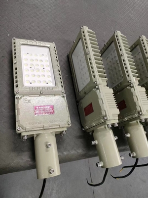 100 ~ 277v 130lm / W 200w ضوء الفيضانات المضبوط