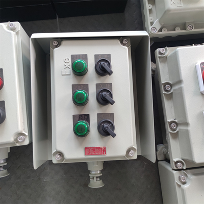 محطات صناديق التوزيع المقاومة للانفجار IP66 WF2 محطة ميناء مقاومة للماء تستخدم مع ATEX CNEX