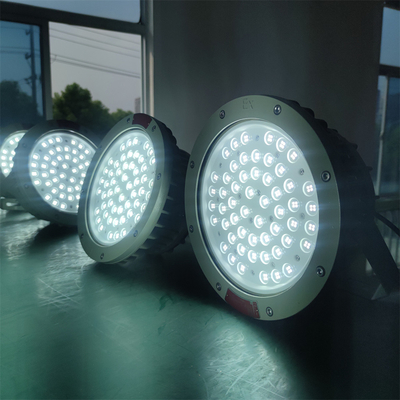 مصباح LED عالي الإضاءة مضاد للانفجار ومضاد للهب بقدرة 150 واط ATEX Div 1 - 180 لومن/واط، WF2 للاستخدام البحري والمصافي