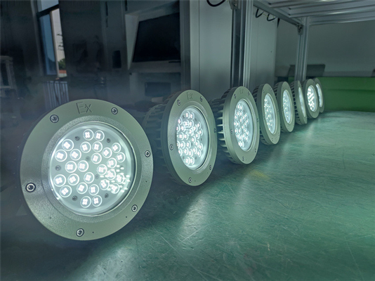 ضوء الخليج العالي 180lm / w ATEX مقاوم للتآكل IP66 LED خارجية ضوء السقف 50W-250W