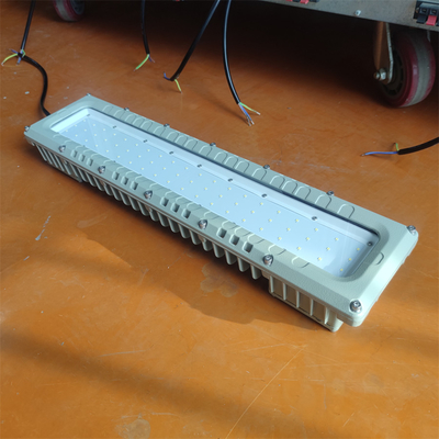 ضوء خطي مضاد للنفايات ATEX IEC IP66 WF2 مع ألومنيوم صناعي مصباح LED الملاحية الإضاءة 90-295V 100Watt