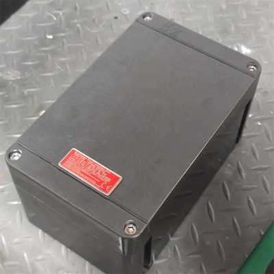 البلاستيك الكامل ((GRP) Exproof لوحة التحكم المقاومة للنار مربع ATEX CNEX مقيّم WF2 AC110/220/3800/460v