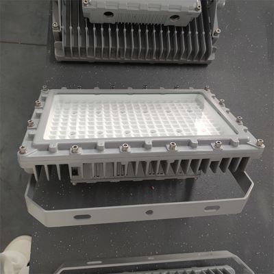 ضوء مضاد للانفجار ضوء مضاد للتآكل CREE LED Floodlight مع MEANWELL Driver 145Watt 160lm/w