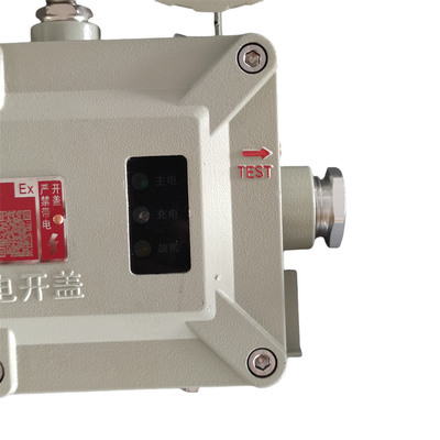 ضوء طوارئ مضاد للانفجار معتمد من ATEX - إضاءة LED آمنة وصغيرة الحجم للبيئات الصناعية الخطرة