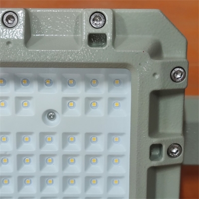 Ex d ATEX LED ضوء مربع مضاد للانفجار 4000K قابل للتخفيف 90-295V للإضاءة الصناعية EPC مع حماية IP66 OEM متاحة 50-250watt