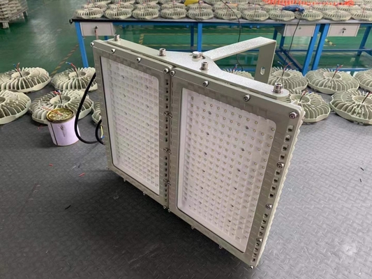 مضاد للانفجار 3000-5700K الألومنيوم مصباح LED للفيضانات لمصافي الغاز النفطي معتمدة IP66