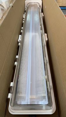 مصباح الطوارئ المقاوم للانفجار من الفولاذ المقاوم للصدأ