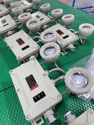 90/120/180 دقيقة ضوء الطوارئ الطويل المدى CCT 4500-6500K LED الإضاءة المقاومة للنار