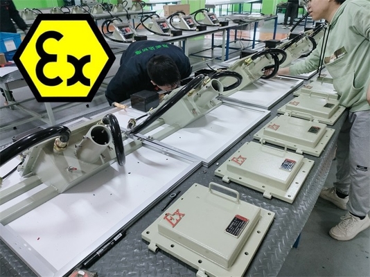 ATEX IECEx مقاومة للانفجارات مصباح الشمسية LED الإضاءة الشارعية المقاومة للنار الألومنيوم الصف البحري