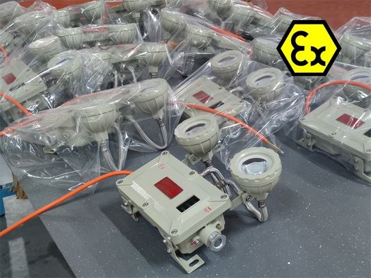 مصباح طوارئ LED مقاوم للانفجار 2x5 واط IP65 - قابل لإعادة الشحن للمناطق الخطرة