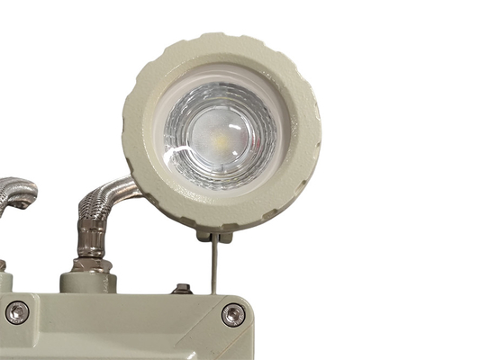 ضوء طوارئ مضاد للانفجار معتمد من ATEX - إضاءة LED آمنة وصغيرة الحجم للبيئات الصناعية الخطرة