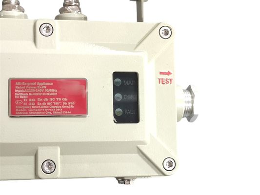 مصباح الطوارئ المقاوم للنار معتمد ATEX EAC CNEX IP67 2 * 3Watt المعدل البحري الألومنيوم