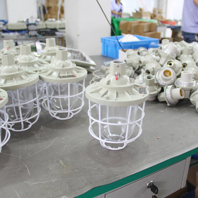 Ex Mark Ex Tb IIIC T80°C Db أنابيب مرنة مضادة للانفجار لبيئة الغازات والغبار الخطرة