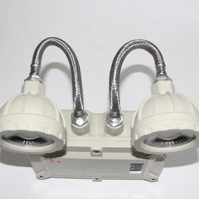 ضوء الفيضانات LED القابل للتعديل الضغط ضد الانفجار CRI Ra≥80 AC90-380V مع تركيب العصابة