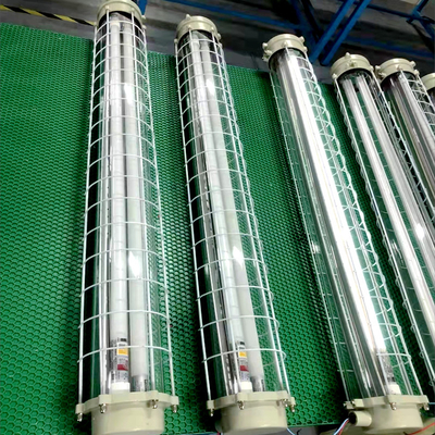 Ex Tb IIIC T80°C Db 2*18w/2*36w الضوء الفلوريسنتي المقاوم للانفجار مع كفاءة ضوئية 100lm/w