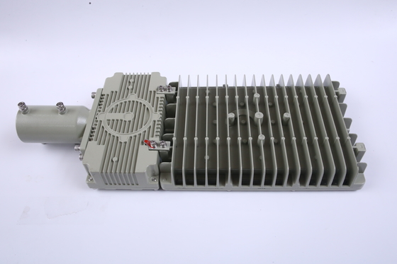 كشاف LED خارجي مضاد للانفجار IP66 معتمد من ATEX IECEx CNEX مثالي للمنصات البحرية والمصافي والمصانع الخطرة