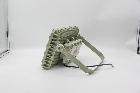 كشاف LED مضاد للانفجار | مقاوم للهب، مقاوم للماء، موفر للطاقة – للبيئات الخطرة