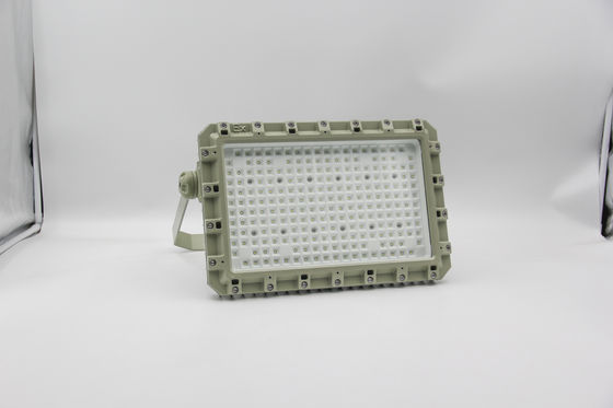 كشاف LED مضاد للانفجار | مقاوم للهب، مقاوم للماء، موفر للطاقة – للبيئات الخطرة