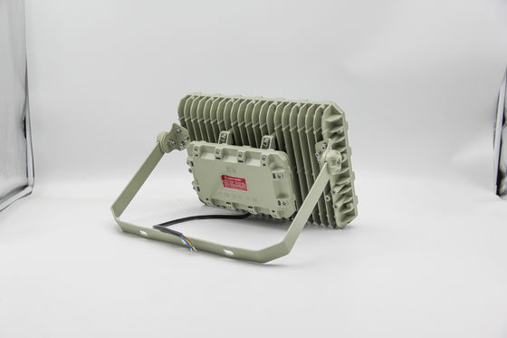 كشاف LED مضاد للانفجار | مقاوم للهب، مقاوم للماء، موفر للطاقة – للبيئات الخطرة