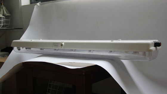 مصباح خطي مضاد للانفجار من سلسلة BYS مع شهادة ثلاثية ATEX/IECEx/CNEX المصادق عليها المنطقة الخطرة مصباح LED ، معدل IP66 ، ضمان لمدة 5 سنوات ، طاقة قابلة للتخصيص والحجم