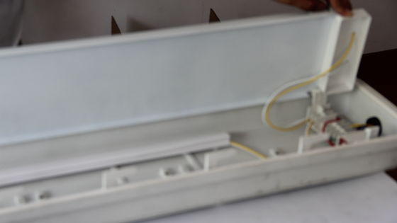 بالنسبة للمناطق الخطرة مصانع النفط والغاز الكيميائية التعدين المرافق البحرية مقاومة الانفجار خطية LED الضوء الصناعية الدرجة IP66 الإضاءة تصميم كفاءة في استخدام الطاقة يقلل من 0.6 / 1.2m دائمة ATEX / IECEx / CNEX