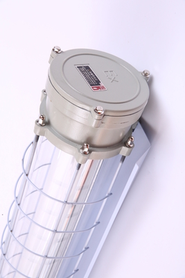 مصباح LED خطي متين مضاد للانفجار ATEX، 100 لومن/واط، IP66، للبيئات الرطبة، المنطقة 21 و 22، مقاوم للتآكل