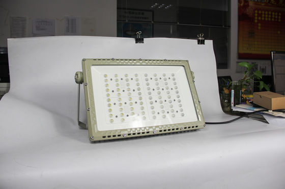 مصباح شارع LED مضاد للانفجار IECEx 250W | إضاءة مقاومة للانفجار لمواقع النفط والغاز والمواد الكيميائية