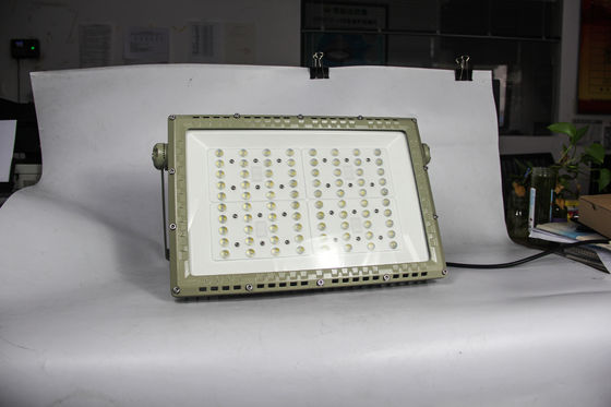 مصباح شارع LED مضاد للانفجار IECEx 250W | إضاءة مقاومة للانفجار لمواقع النفط والغاز والمواد الكيميائية
