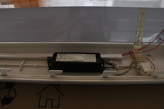 تركيبات إضاءة LED للمناطق الخطرة المعتمدة من ATEX/IECEx/CNEX، بتصنيف IP66، وضمان 5 سنوات، وواط وأحجام قابلة للتخصيص، مصباح خطي متين مقاوم للانفجار من سلسلة BYS معتمد بثلاث شهادات