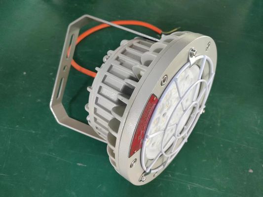 AC 100-277V مضادات الانفجار مصابيح LED عالية الخليج مع 3000K CCT و 120lm / w الكفاءة