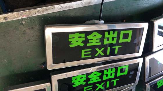 2 * 5w ضوء الطوارئ المزدوج على الجدار 220VAC 50Hz مع شهادة ATEX للمنطقة الخطرة