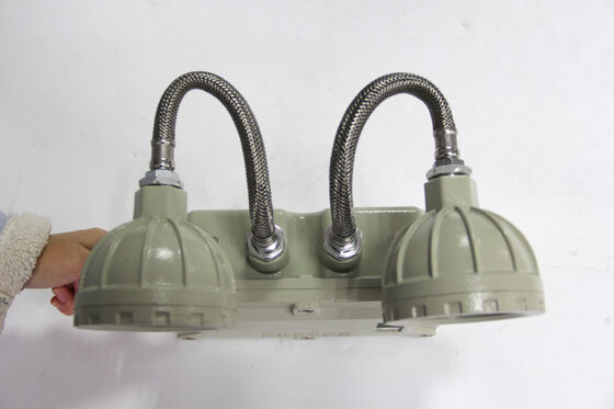 سبائك الألومنيوم الزجاج المقسى القابلة لإعادة الشحن 220 فولت IP66 علامة خروج طوارئ LED أضواء الطوارئ مدة 3 ساعات