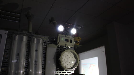 ATEX IP66 مصباح LED مضاد للانفجار مزدوج النقطة متعدد الوظائف مزدوج الرأس إعادة شحن مصباح خروج الطوارئ