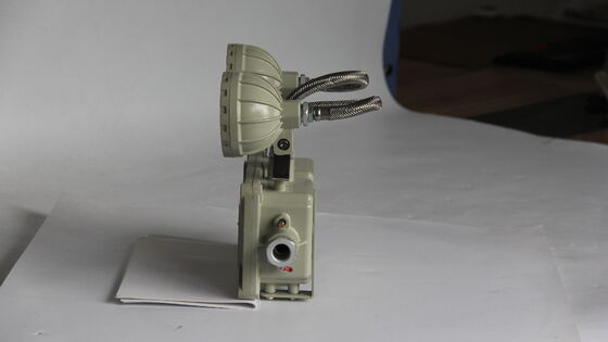 الطوارئ الحريقية BCJ IP66 إضاءة مضادة للانفجار مزدوجة LED إضاءة الطوارئ 180 دقيقة