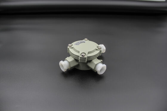 صندوق التقاطع المقاوم للانفجارات معتمد من ATEX IP66 مربع الطرف الآخر 1/2/3/4 طريق G1/2' G3/4' مربع التقاطع الخارجي المقاوم للماء