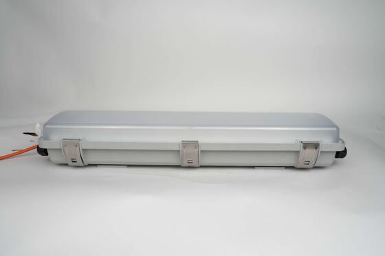 مصباح خطي مقاوم للنار IP66 WF2 معيار مقاومة الطقس ، Ex Tb IIIC T80 ° C Db الإضاءة المميزة للمباني الكيميائية المعقدة